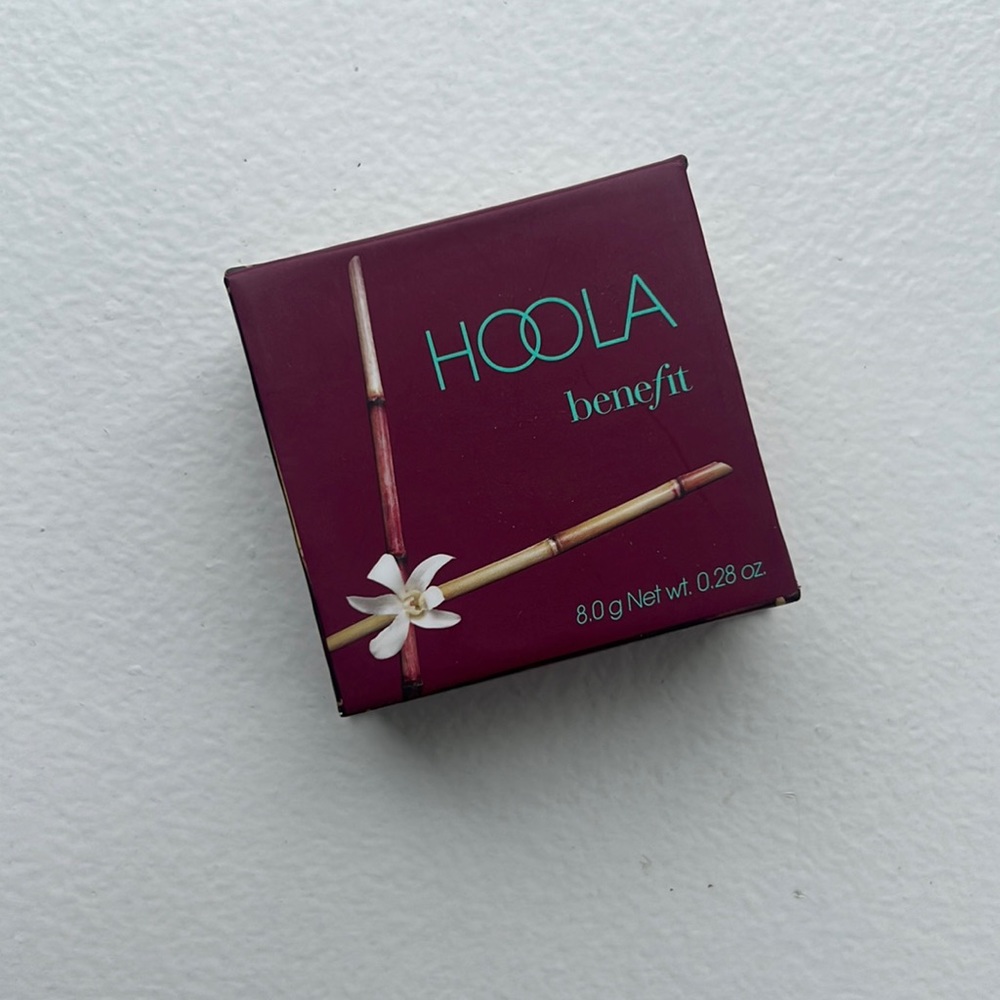NWT Benefit Hoola Bronzer